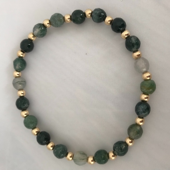 Emerald jade and 14K gold bracelet - Picture 1 of 1